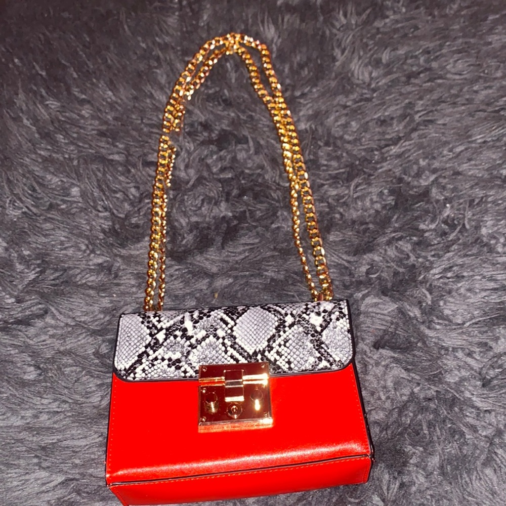 Fashion Nova Mini Bag !
